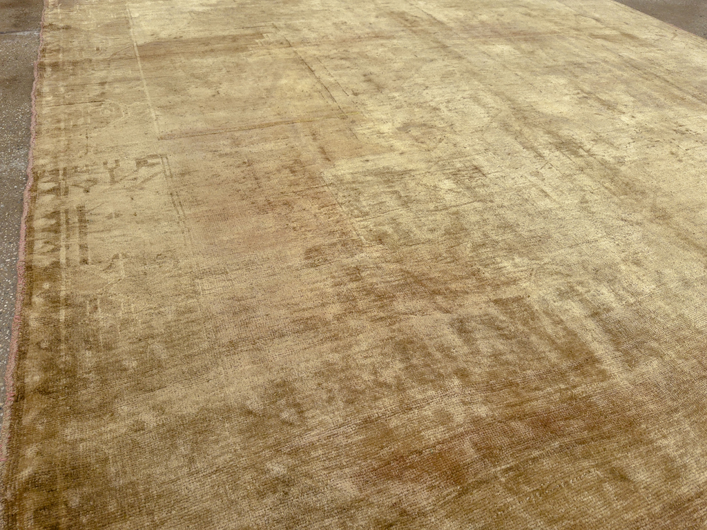 Vintage Turkish Anatolian Room Size Carpet, No.33798 - Galerie Shabab