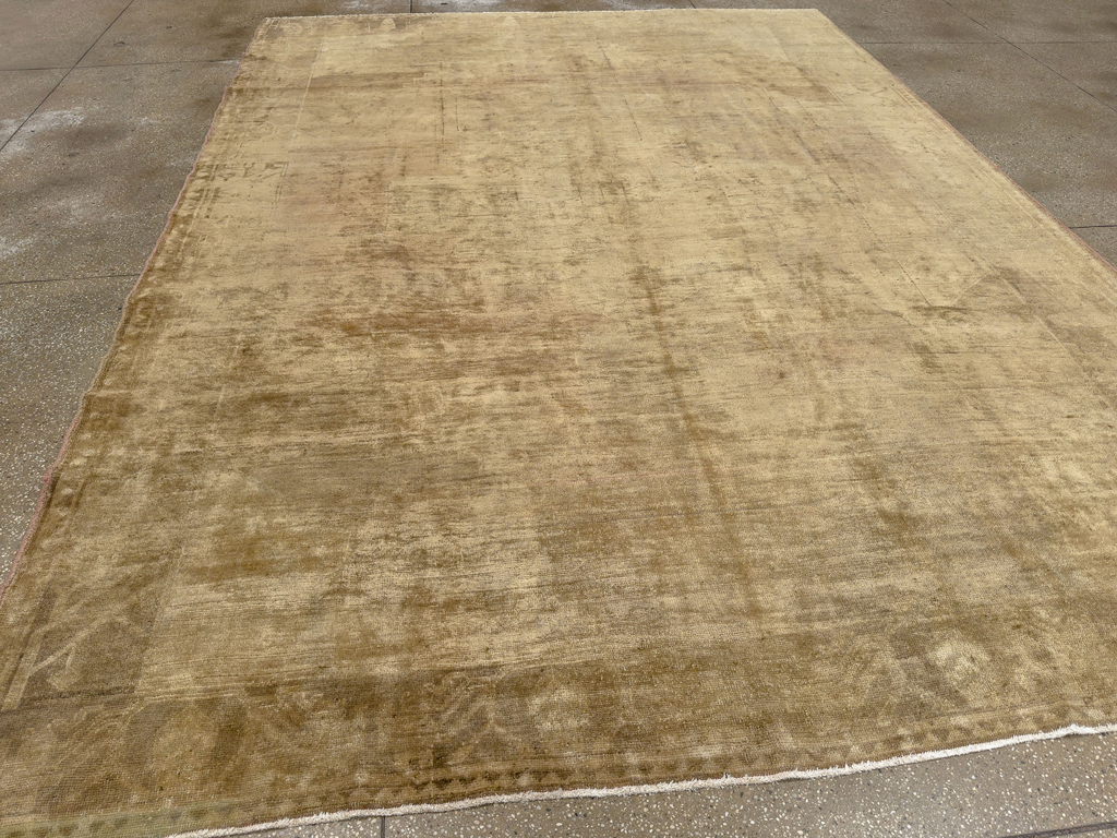 Vintage Turkish Anatolian Room Size Carpet, No.33798 - Galerie Shabab