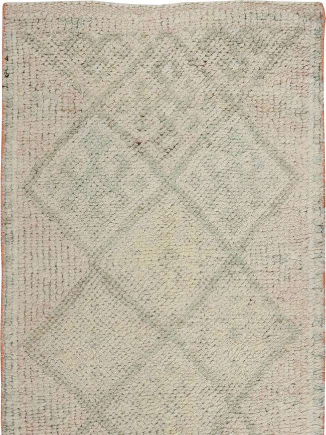 Vintage Turkish Anatolian Runner, No.33799 - Galerie Shabab