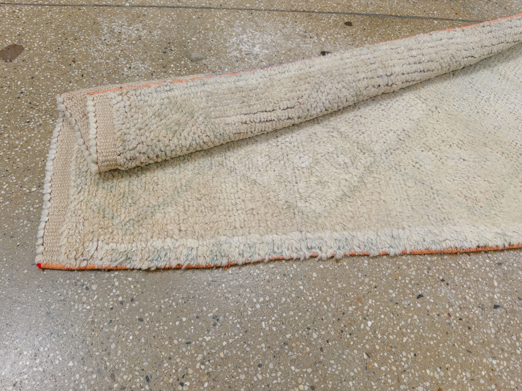 Vintage Turkish Anatolian Runner, No.33799 - Galerie Shabab