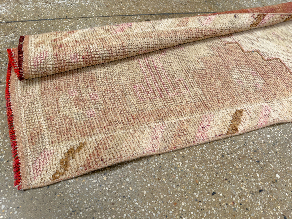 Vintage Turkish Anatolian Runner, No.33800 - Galerie Shabab
