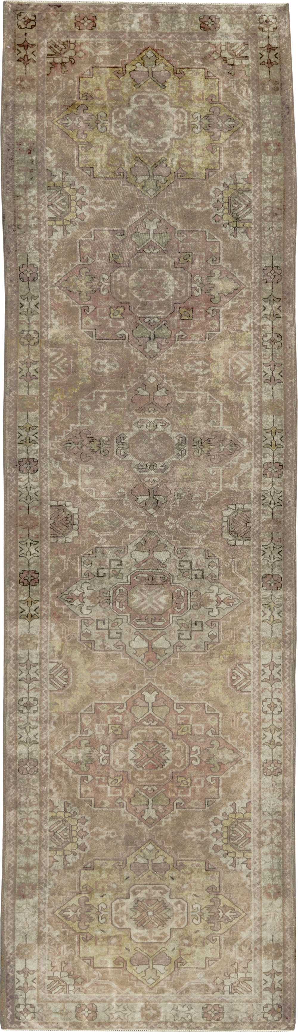 Antique Turkish Sivas Runner, No.33835 - Galerie Shabab