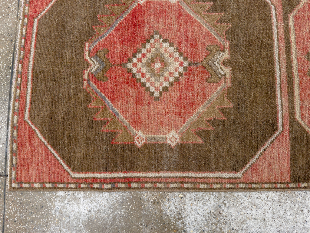 Vintage Turkish Anatolian Runner, No.33837 - Galerie Shabab
