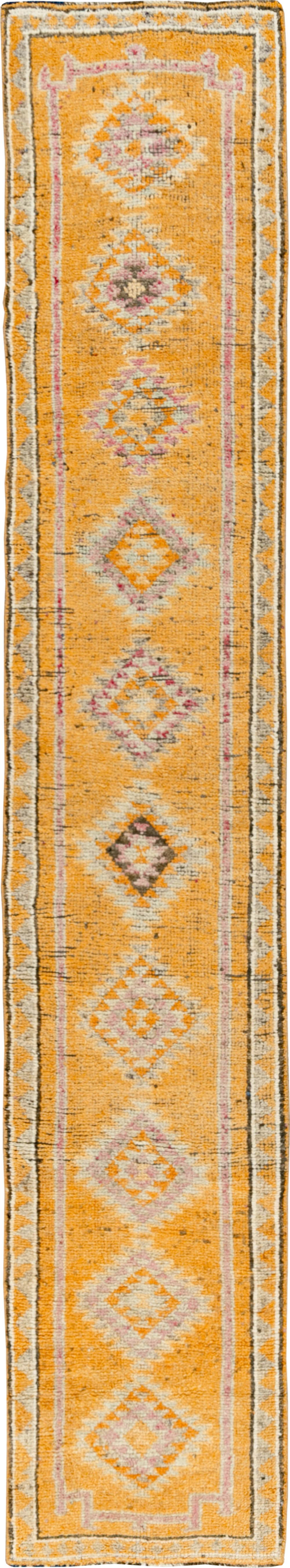 Vintage Turkish Anatolian Runner, No.33838 - Galerie Shabab