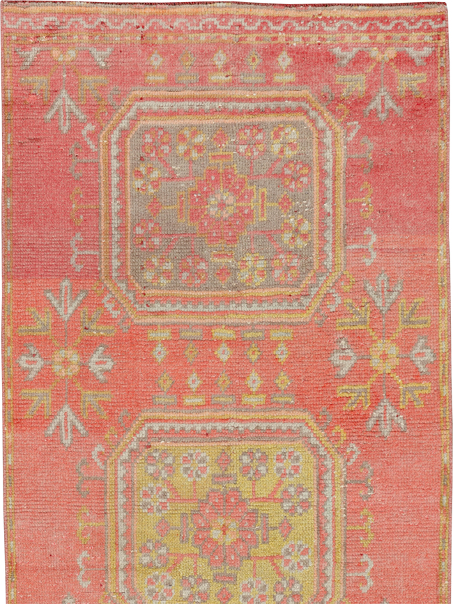 Vintage Turkish Anatolian Runner, No.33839 - Galerie Shabab