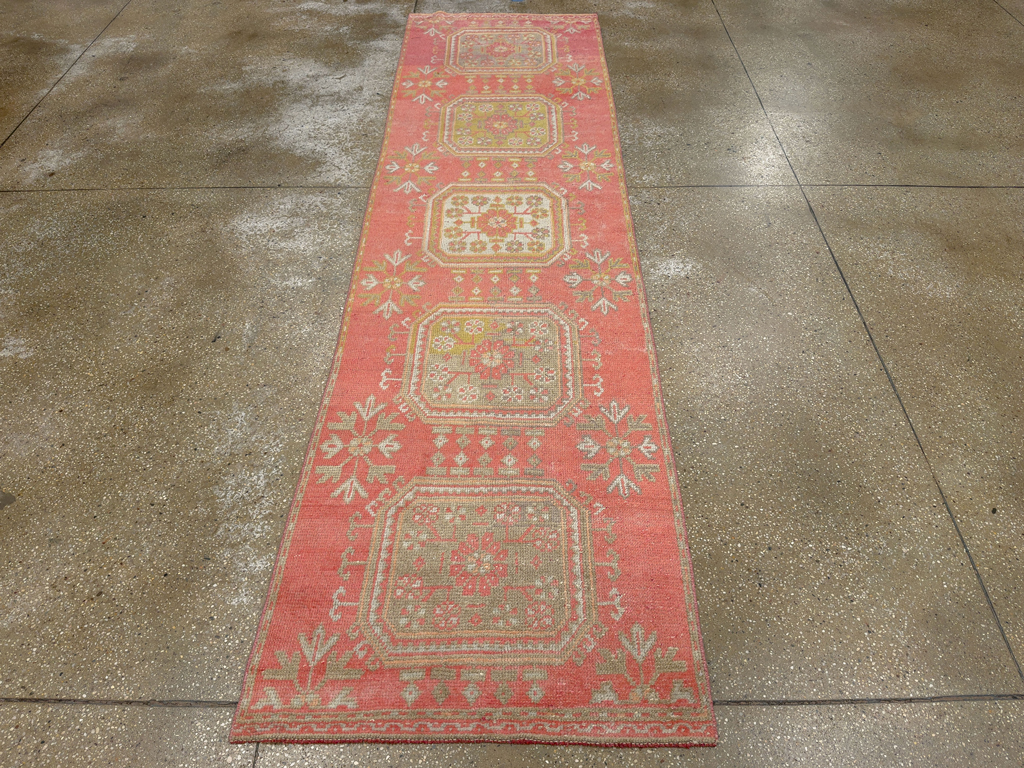 Vintage Turkish Anatolian Runner, No.33839 - Galerie Shabab
