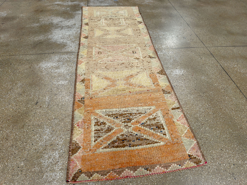 Vintage Turkish Anatolian Runner, No.33841 - Galerie Shabab