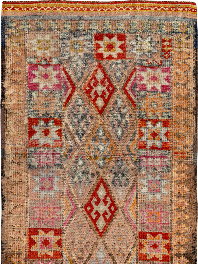 Vintage Turkish Anatolian Runner, No.33848 - Galerie Shabab
