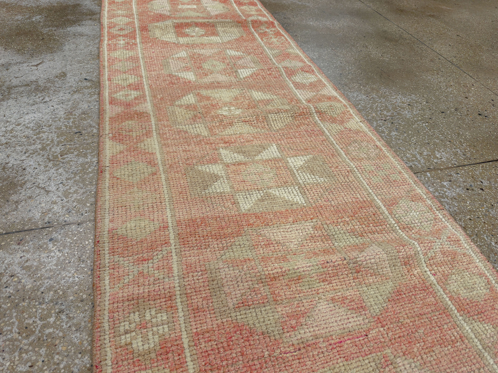Vintage Turkish Anatolian Runner, No.33849 - Galerie Shabab