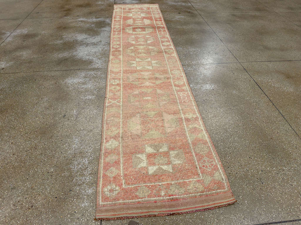 Vintage Turkish Anatolian Runner, No.33849 - Galerie Shabab
