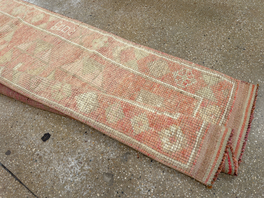Vintage Turkish Anatolian Runner, No.33849 - Galerie Shabab