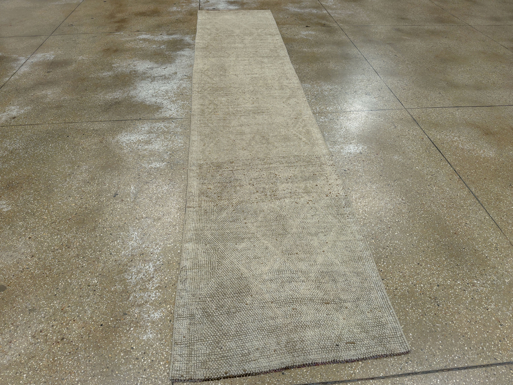 Vintage Turkish Anatolian Runner, No.33851 - Galerie Shabab