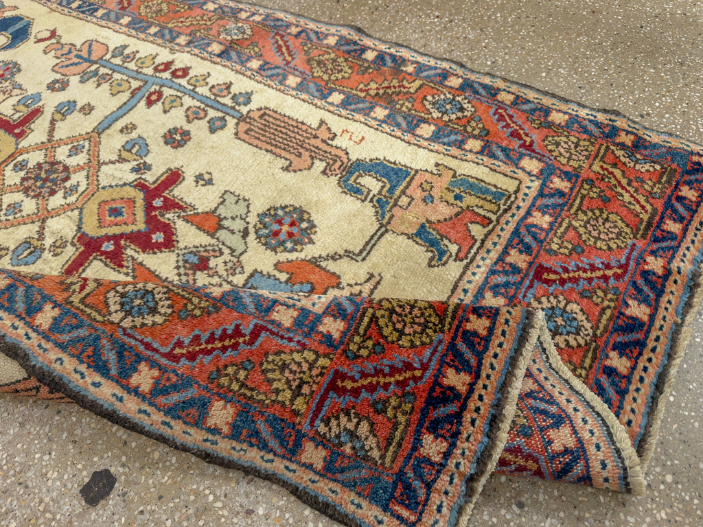 Vintage Persian Ardabil Throw Rug, No.33862 - Galerie Shabab