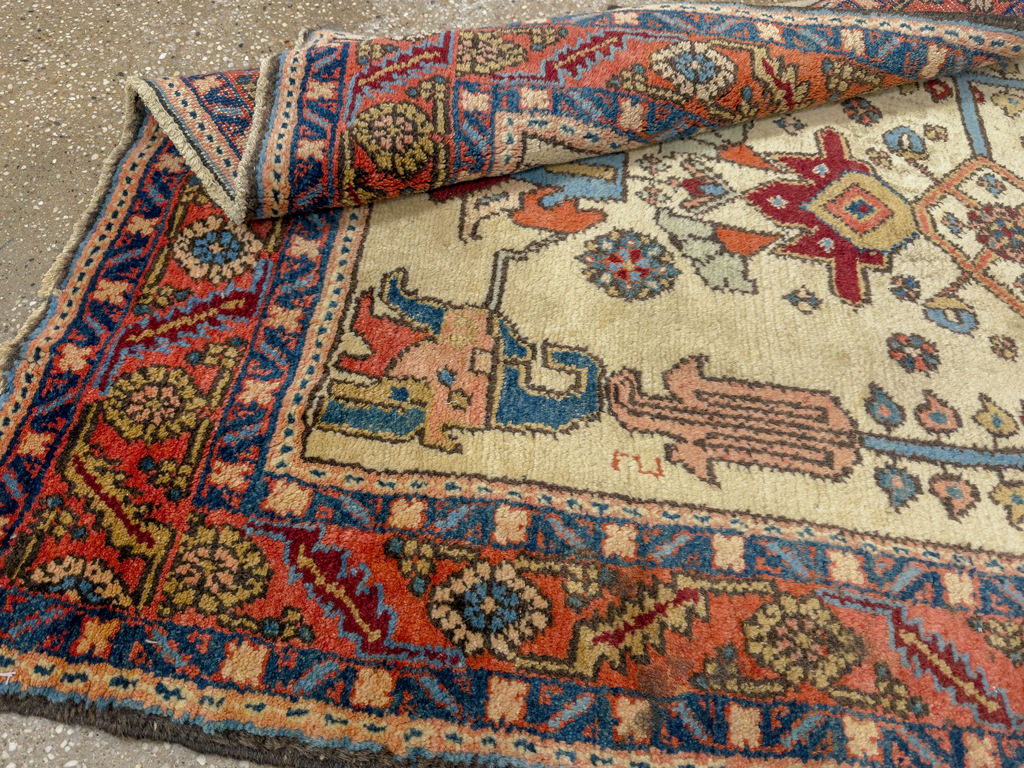 Vintage Persian Ardabil Throw Rug, No.33862 - Galerie Shabab
