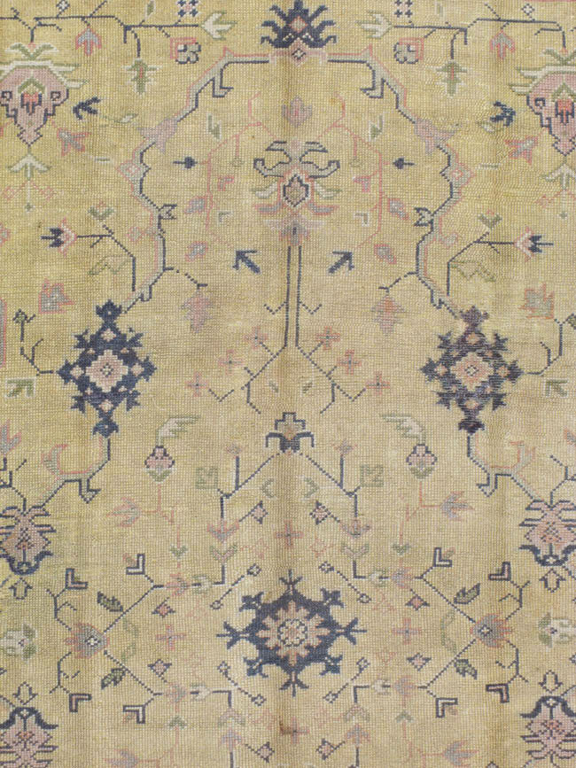 Antique Turkish Oushak Carpet, No.8013 - Galerie Shabab