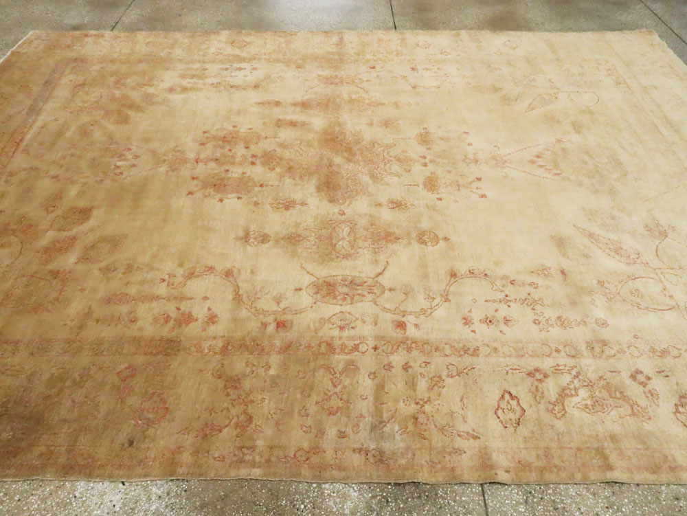 Antique Turkish Sivas Carpet, No.8040 - Galerie Shabab