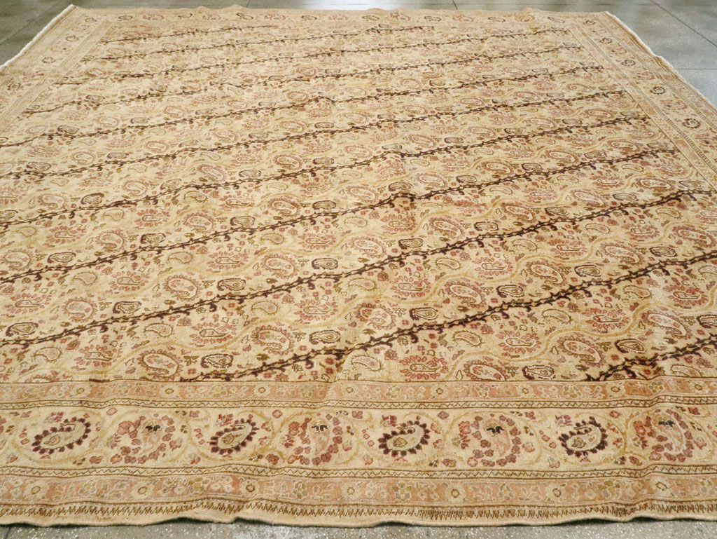 Antique Persian Tabriz Square Carpet, No.8048 - Galerie Shabab