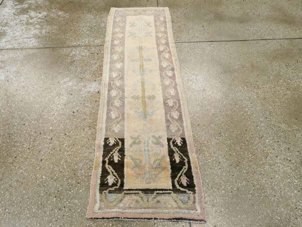 Vintage East Turkestan Khotan Runner, No.8073 - Galerie Shabab