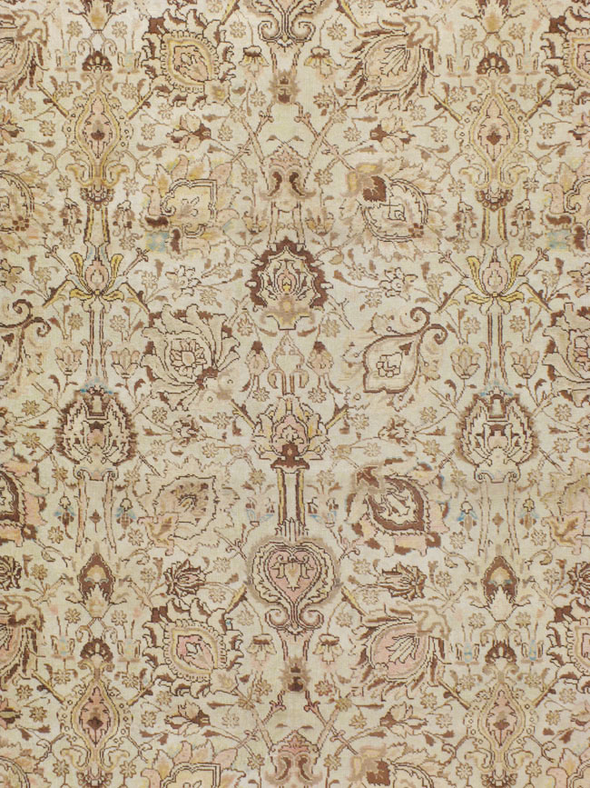 Antique Persian Tabriz Carpet, No.8111 - Galerie Shabab