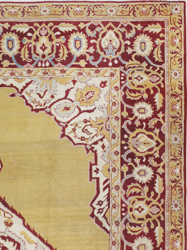 Antique Indian Agra Carpet, No.8125 - Galerie Shabab