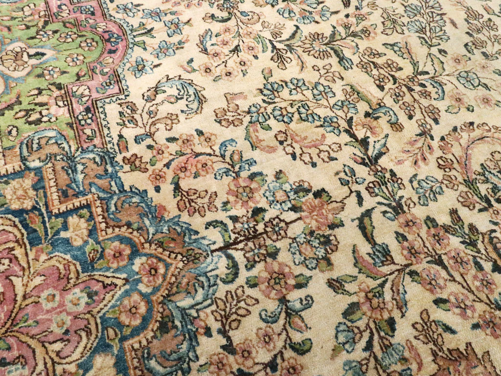 Vintage Persian Kerman Carpet, No.8155 - Galerie Shabab