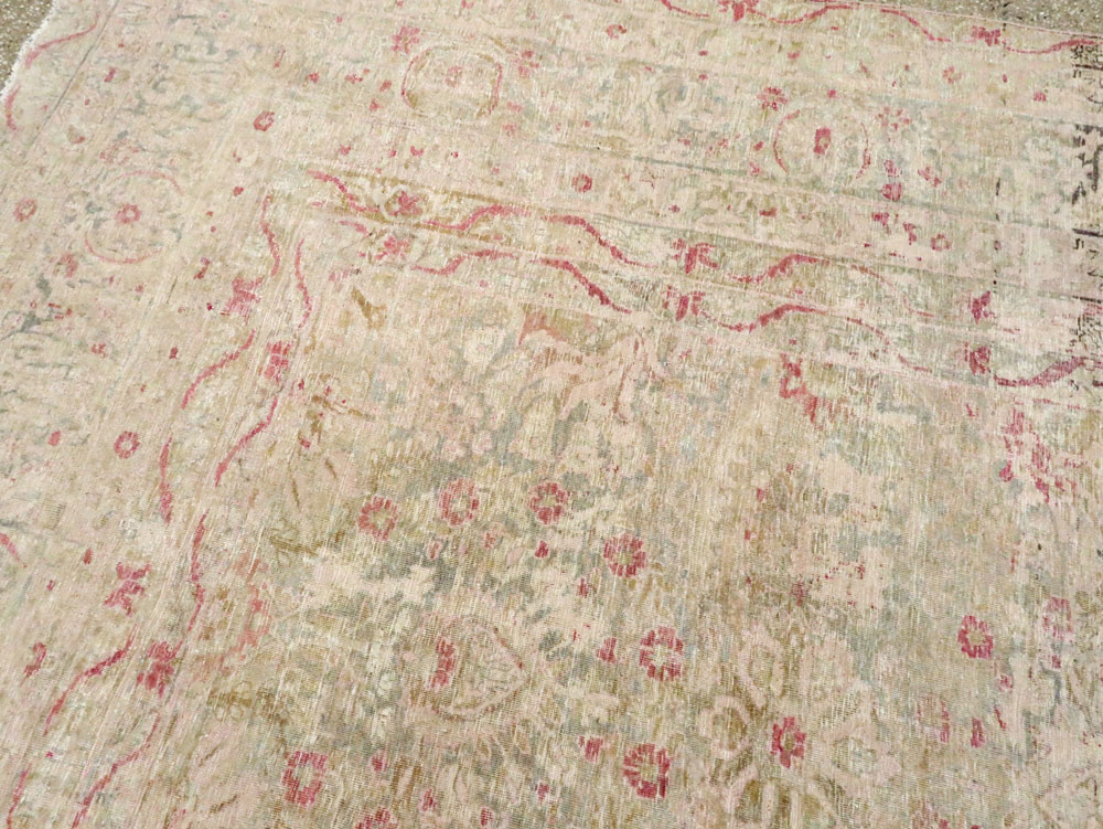 Antique Persian Lavar Kerman Distressed Carpet, No.8179 - Galerie Shabab