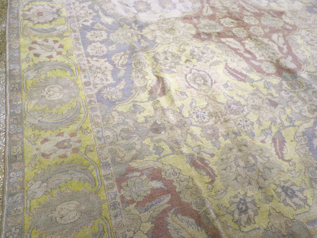 Antique Indian Agra Carpet, No.8183 - Galerie Shabab