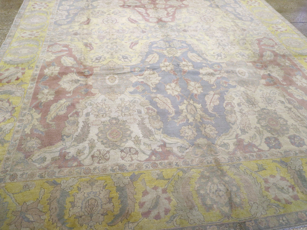 Antique Indian Agra Carpet, No.8183 - Galerie Shabab