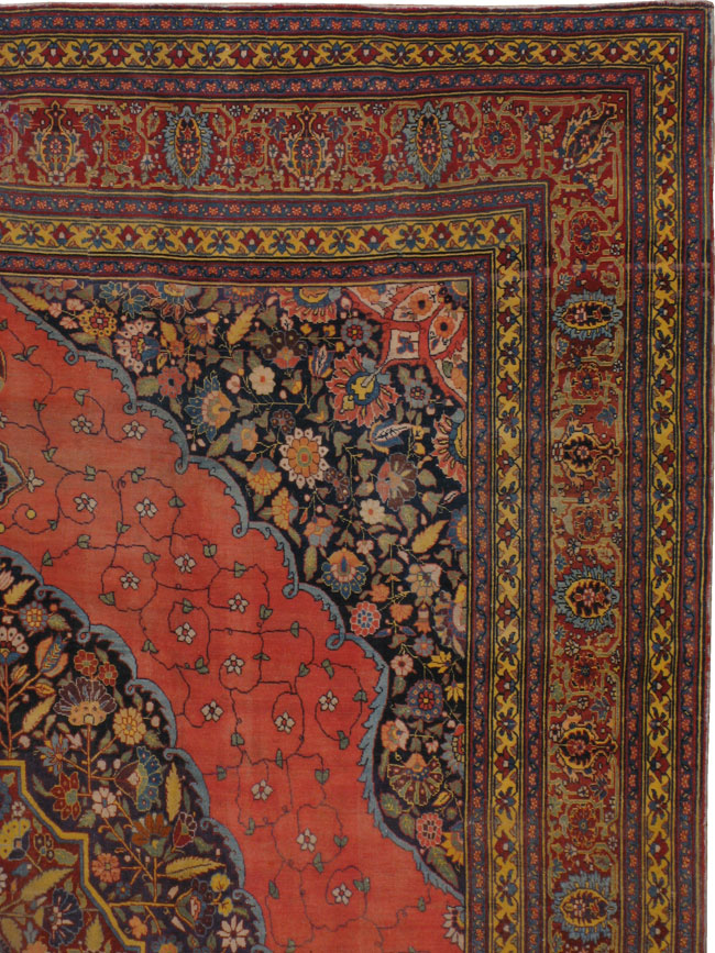Antique Persian Tabriz Carpet, No.8185 - Galerie Shabab