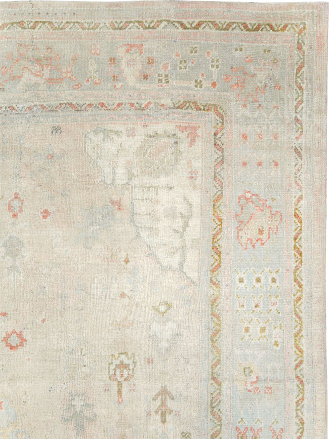 Antique Turkish Oushak Room Size Carpet, No.8192 - Galerie Shabab