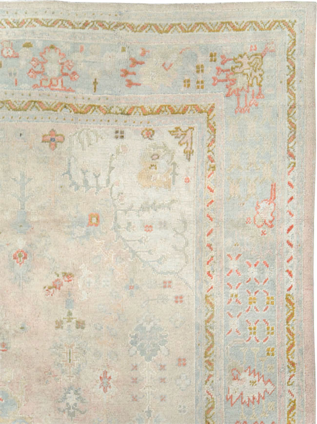 Antique Turkish Oushak Room Size Carpet, No.8192 - Galerie Shabab