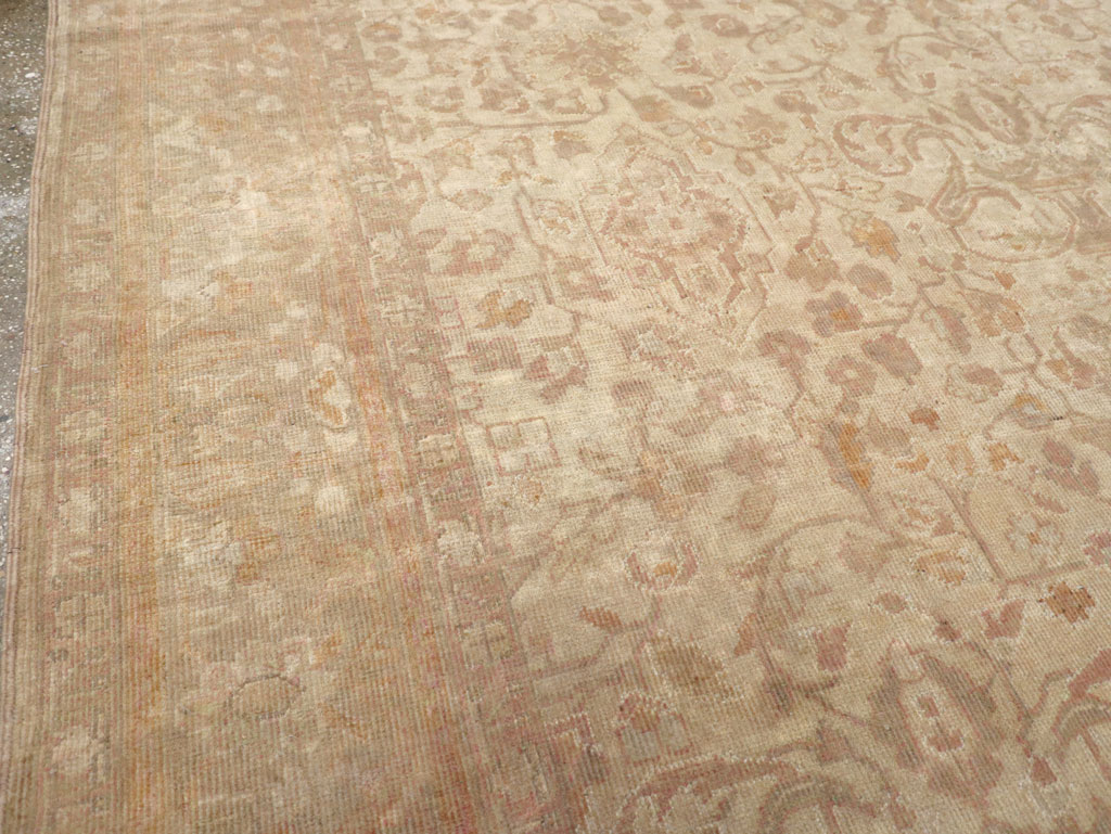 Antique Turkish Sivas Room Size Carpet, No.8193 - Galerie Shabab