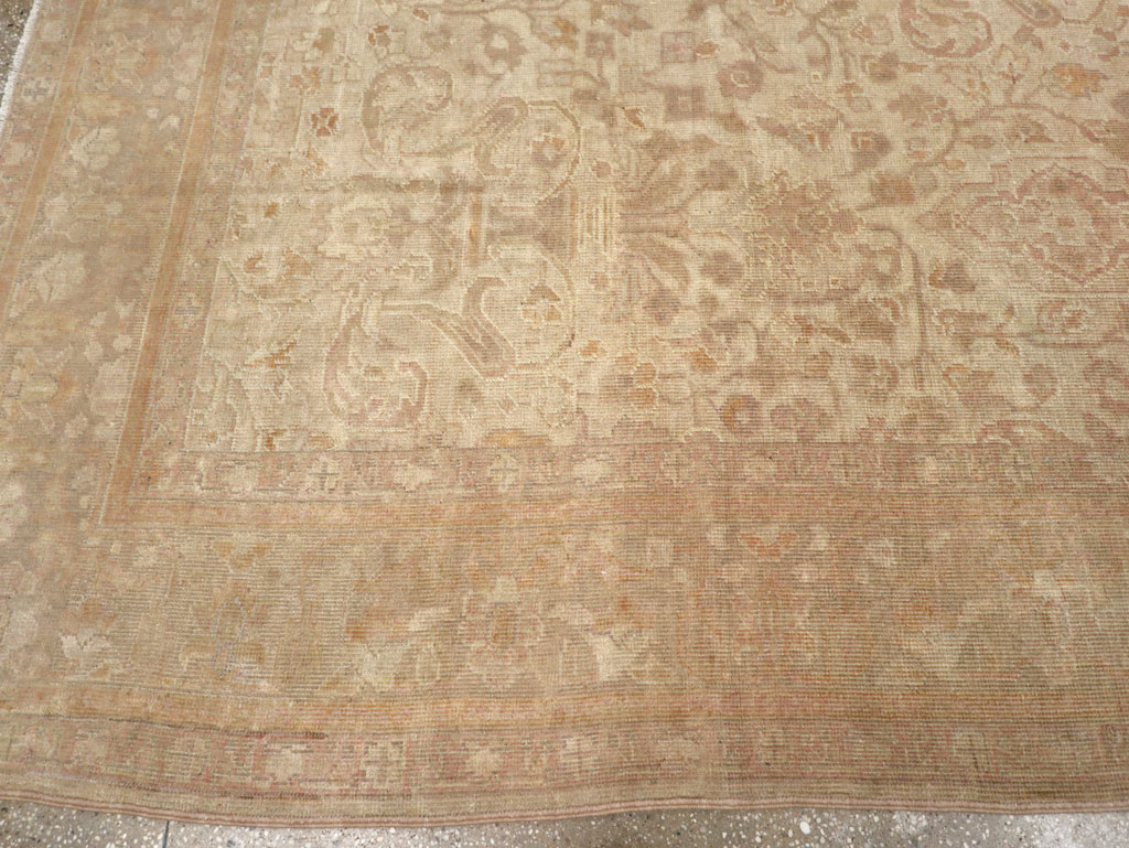 Antique Turkish Sivas Room Size Carpet, No.8193 - Galerie Shabab