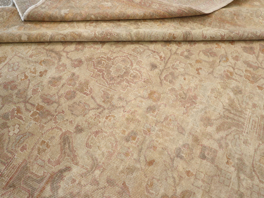 Antique Turkish Sivas Room Size Carpet, No.8193 - Galerie Shabab