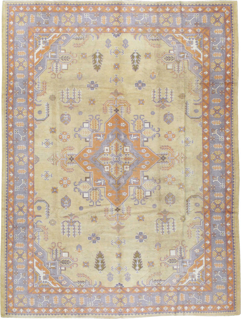 Vintage Turkish Oushak Room Size Carpet, No.8194 - Galerie Shabab