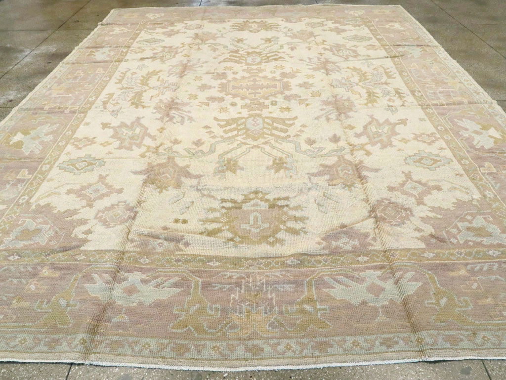 Vintage Turkish Oushak Room Size Carpet, No.8207 - Galerie Shabab