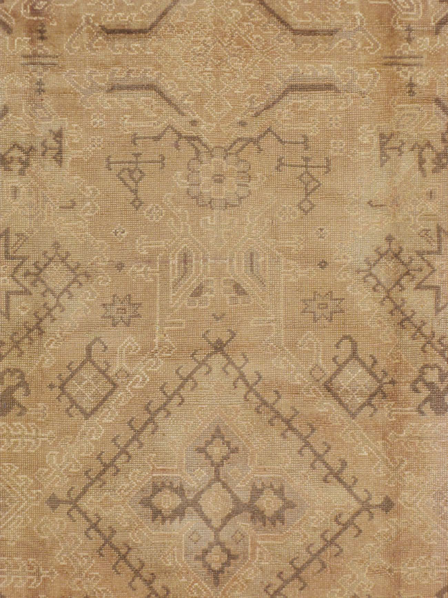 Antique Turkish Oushak Carpet, No.8218 - Galerie Shabab