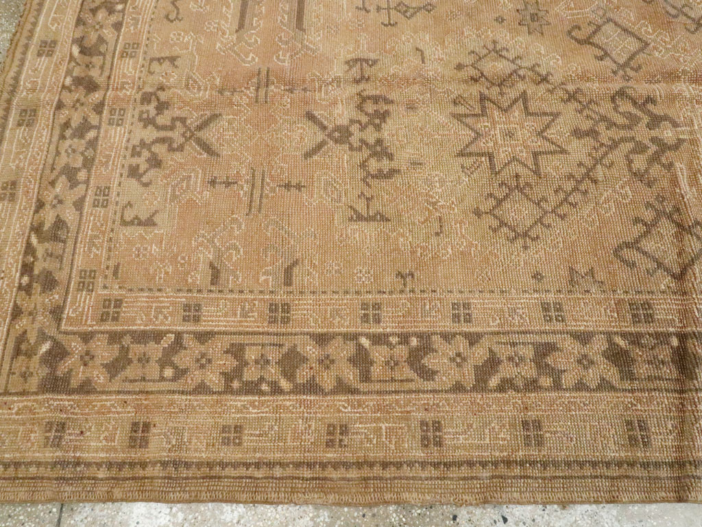 Antique Turkish Oushak Carpet, No.8218 - Galerie Shabab