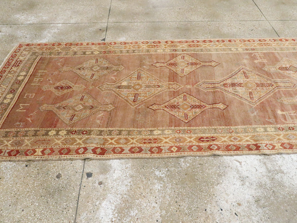 Vintage Caucasian Karabagh Runner, No.8225 - Galerie Shabab