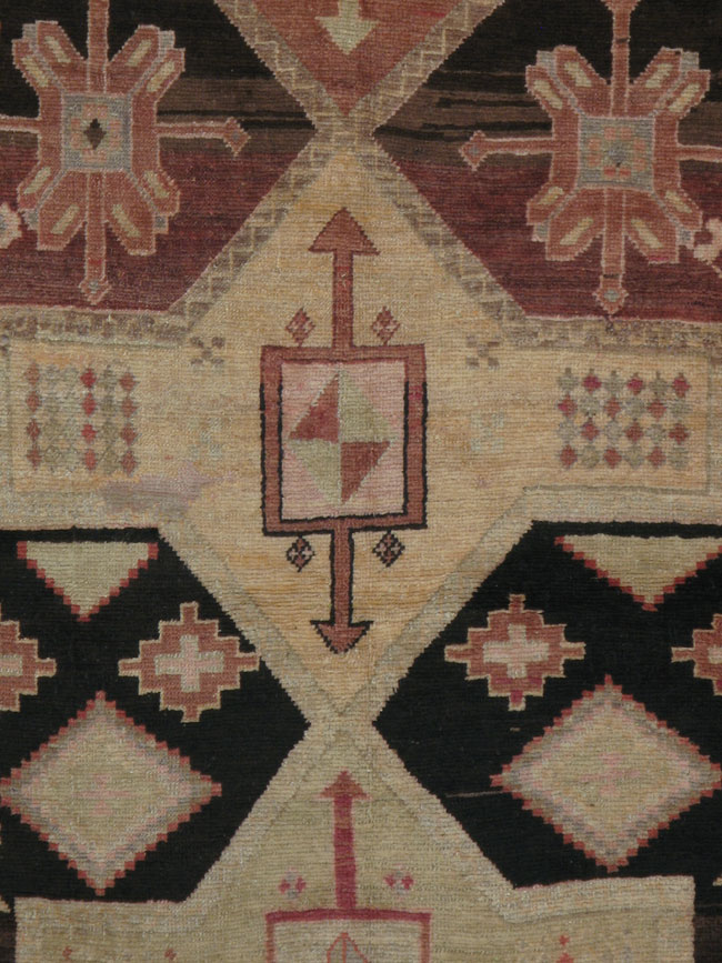 Antique Caucasian Karabagh Runner, No.8227 - Galerie Shabab
