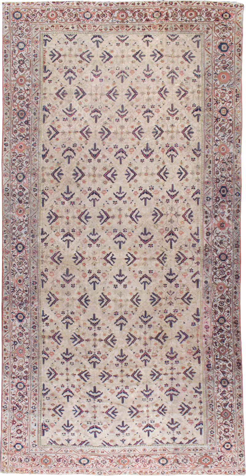 Antique Persian Fereghan Carpet, No.8240 - Galerie Shabab