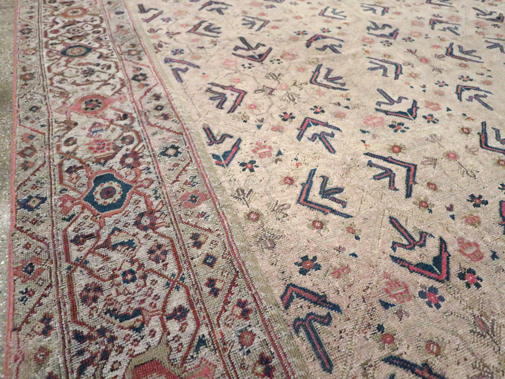 Antique Persian Fereghan Carpet, No.8240 - Galerie Shabab