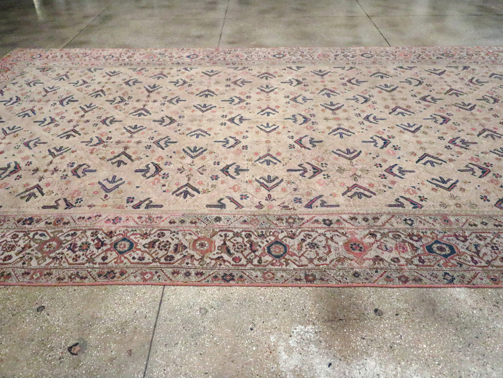 Antique Persian Fereghan Carpet, No.8240 - Galerie Shabab