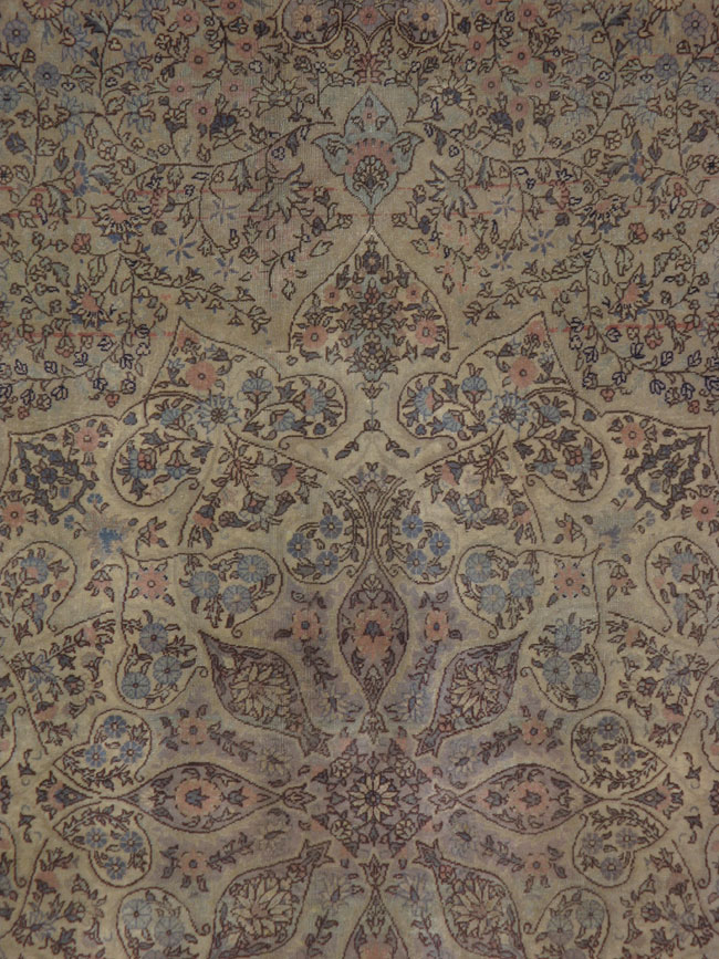 A Sivas Carpet, No.8250 - Galerie Shabab