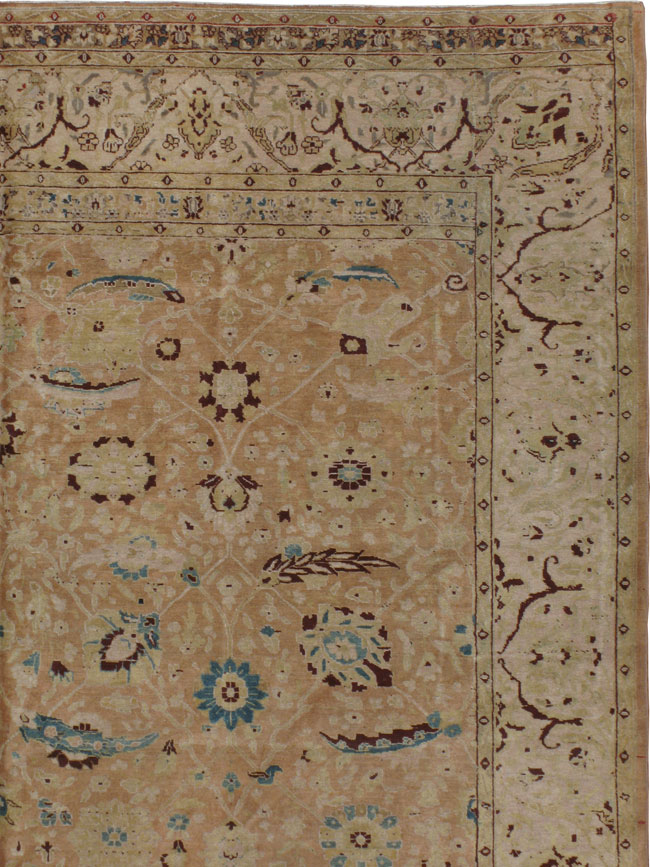 Antique Persian Tabriz Carpet, No.8251 - Galerie Shabab