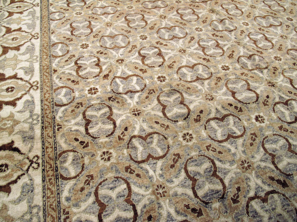 Antique Indian Lahore Room Size Carpet, No.8258 - Galerie Shabab