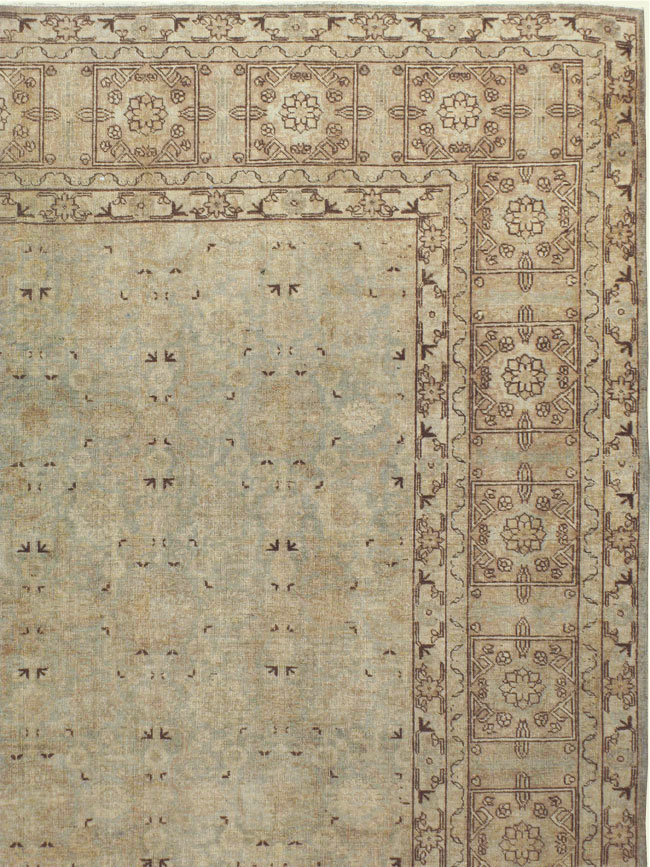 Antique Persian Tabriz Carpet, No.8260 - Galerie Shabab