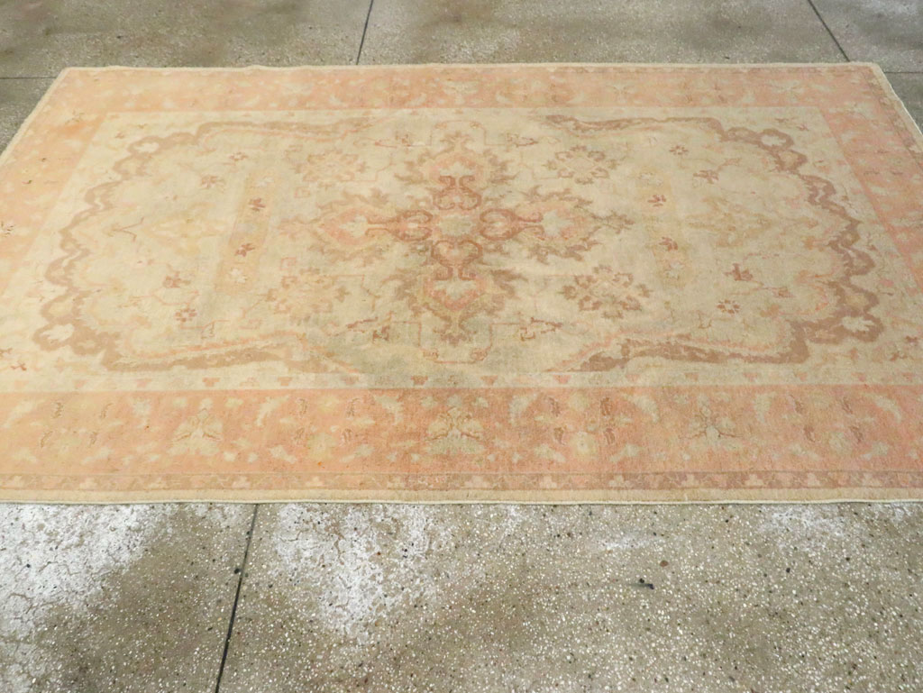 Vintage Indian Amritsar Rug, No.8264 - Galerie Shabab