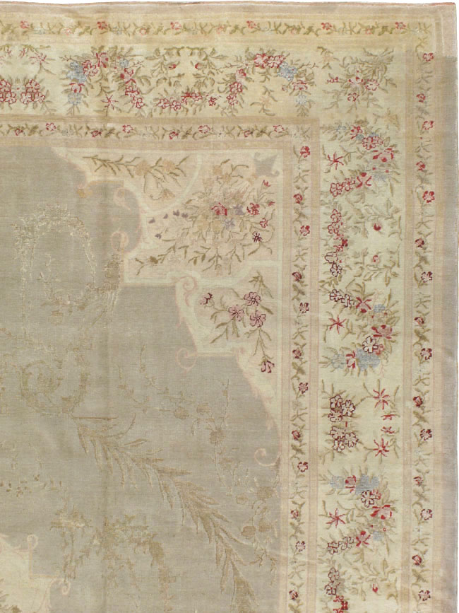 Antique Turkish Herekeh Carpet, No.8269 - Galerie Shabab