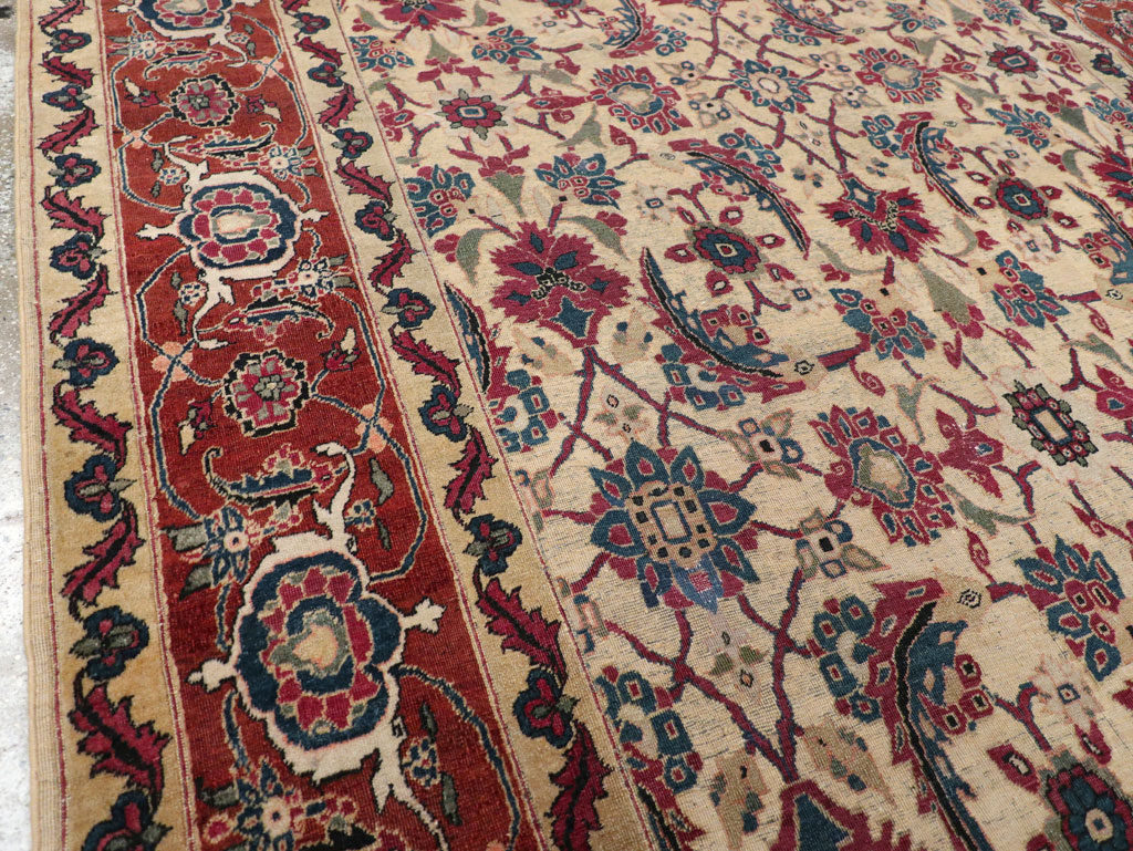 Antique Persian Tabriz Gallery Carpet, No.8295 - Galerie Shabab